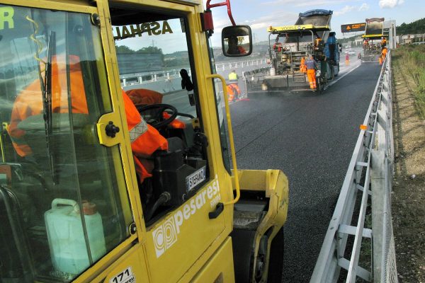 Asfalto - Ampliamento alla corsia da Rimini nord a Pedaso